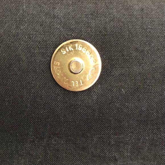 Vintage Bold Eye Catching Black Metallic With Gold Hardware Shoulder Bag - Picture 7 of 13